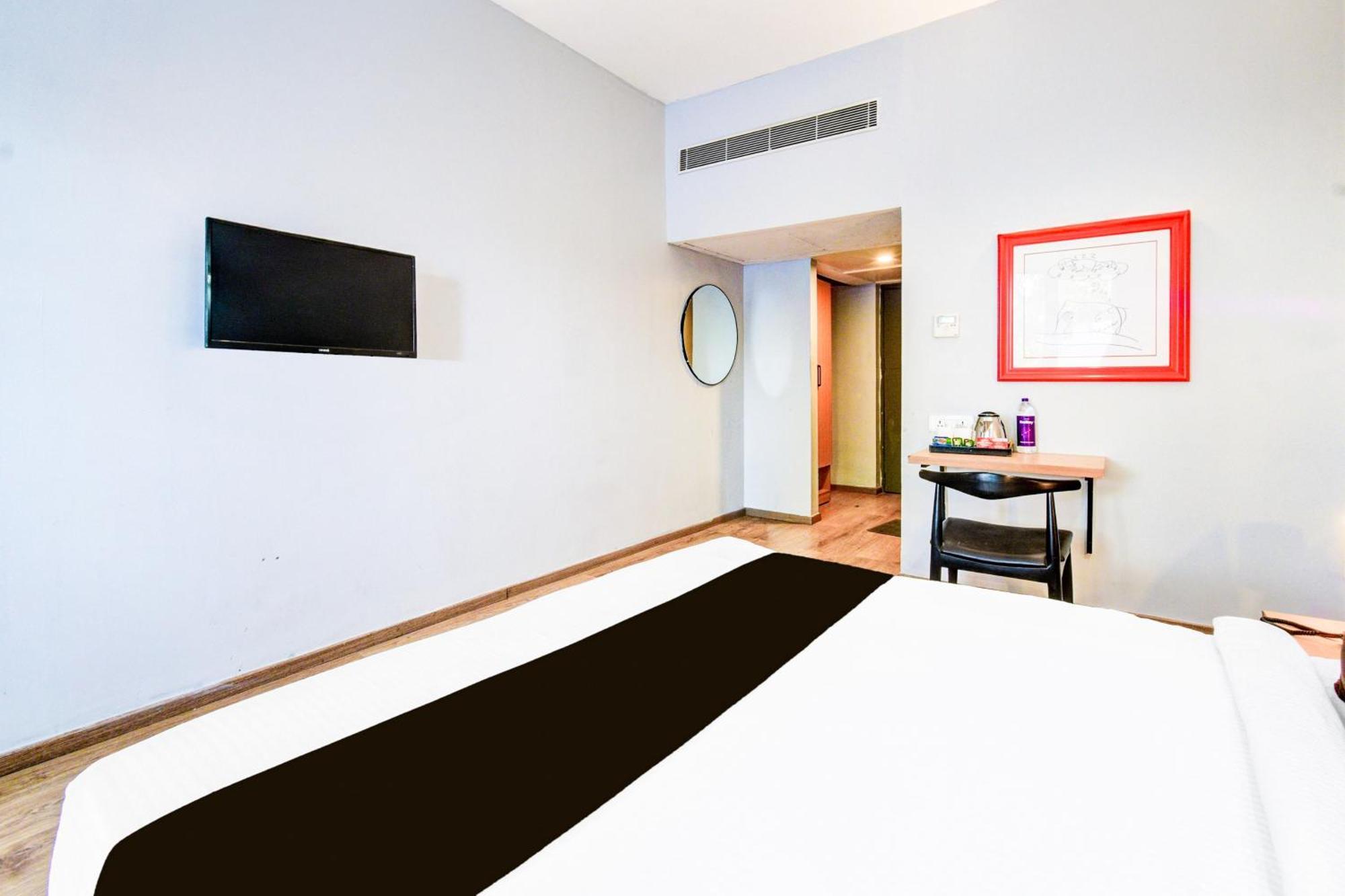 מלון היידראבד Super Townhouse Lakdikapul מראה חיצוני תמונה
