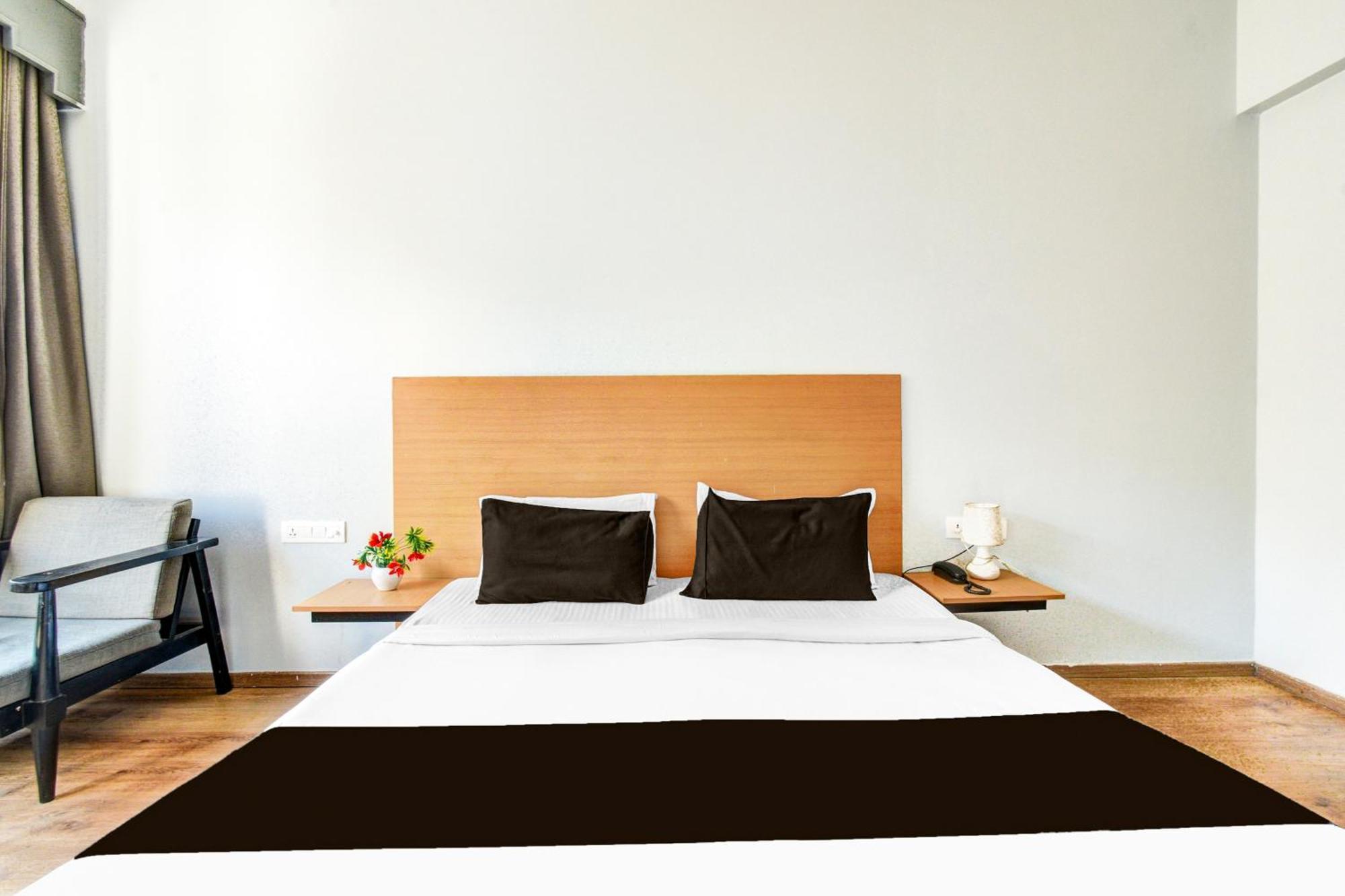 מלון היידראבד Super Townhouse Lakdikapul מראה חיצוני תמונה